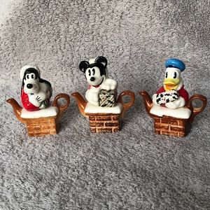 CARDEW DISNEY MICKEY MOUSE SANTA TEAPOT COLLECTION